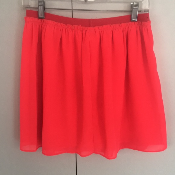 American Eagle Outfitters Elastic Waist Lined Flared Skirt - Picture 3 of 11